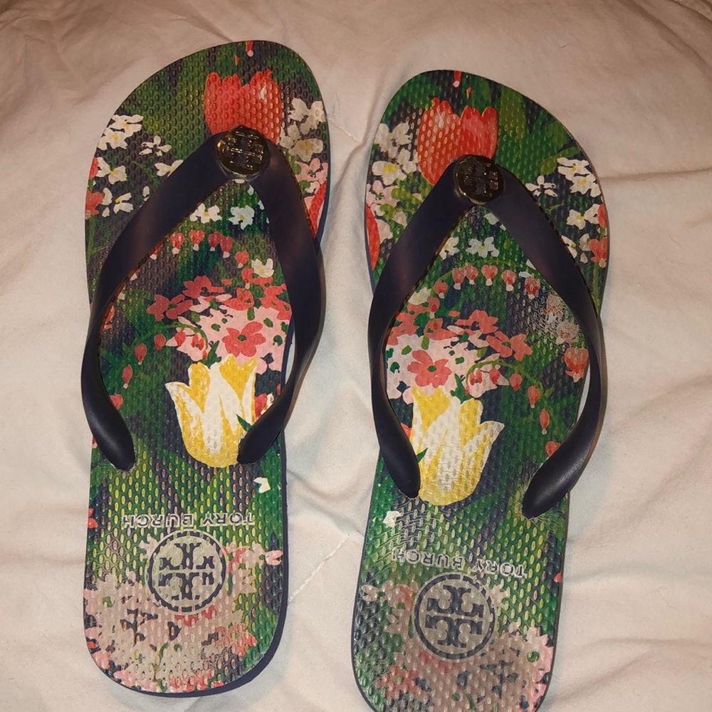 Tory Burch Flip flops size 9